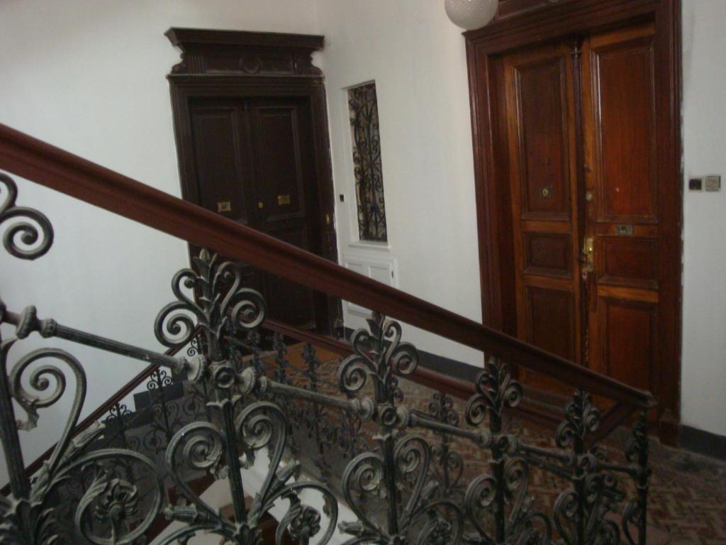 Gallery Hostel Прага Экстерьер фото